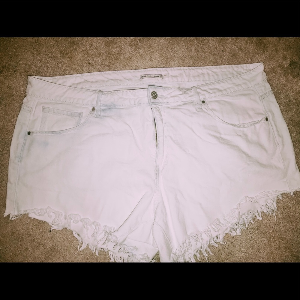 White Melrose and Market shorts
